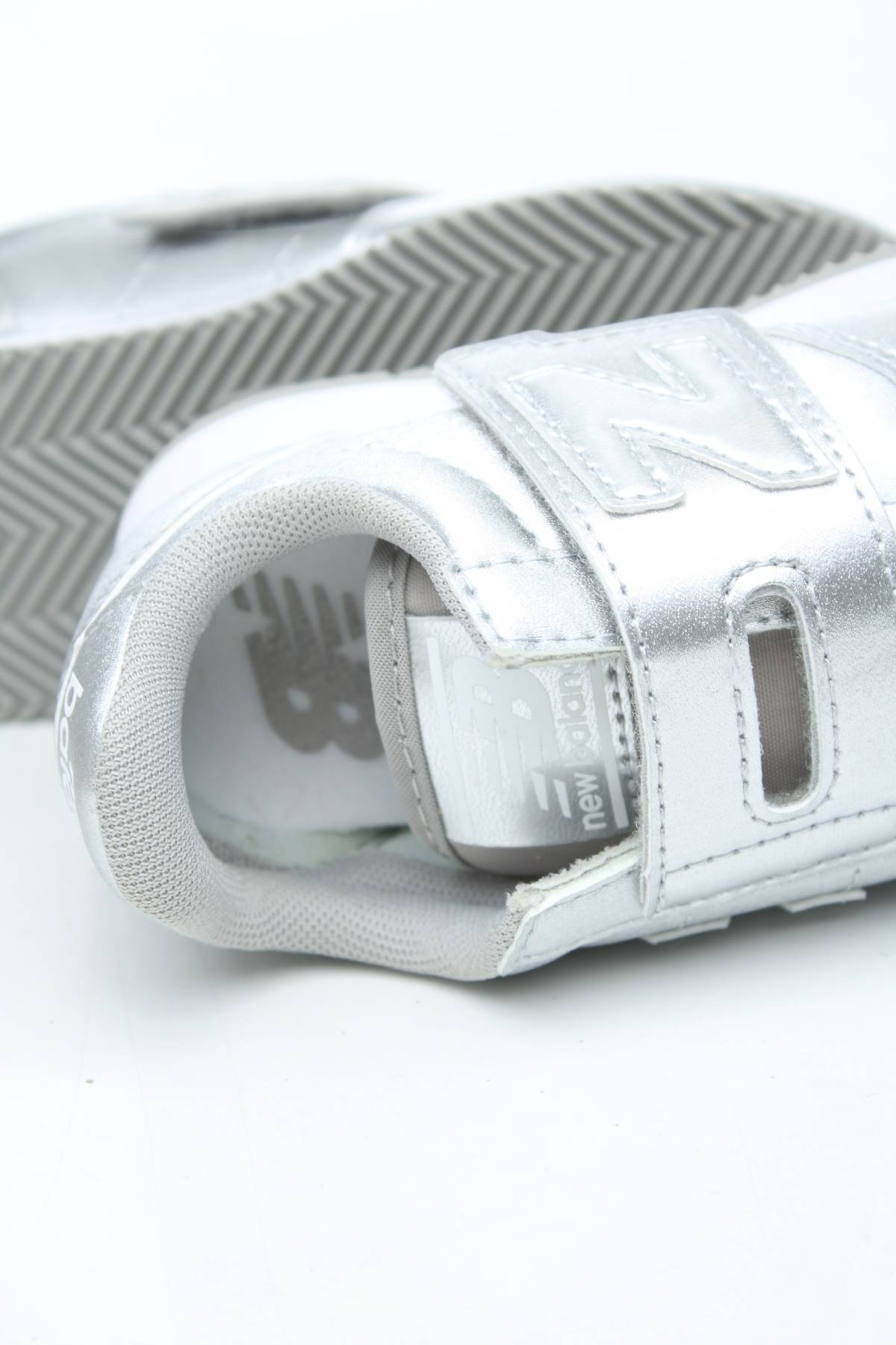 Детски маратонки New Balance5