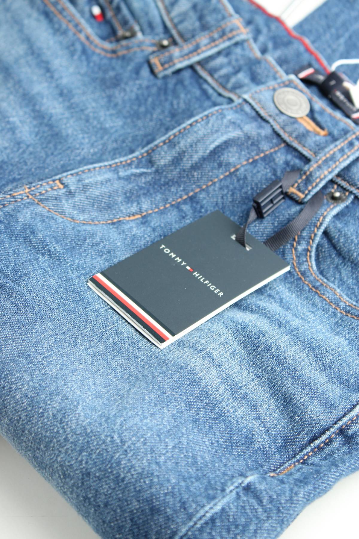 Детски дънки Tommy Hilfiger3