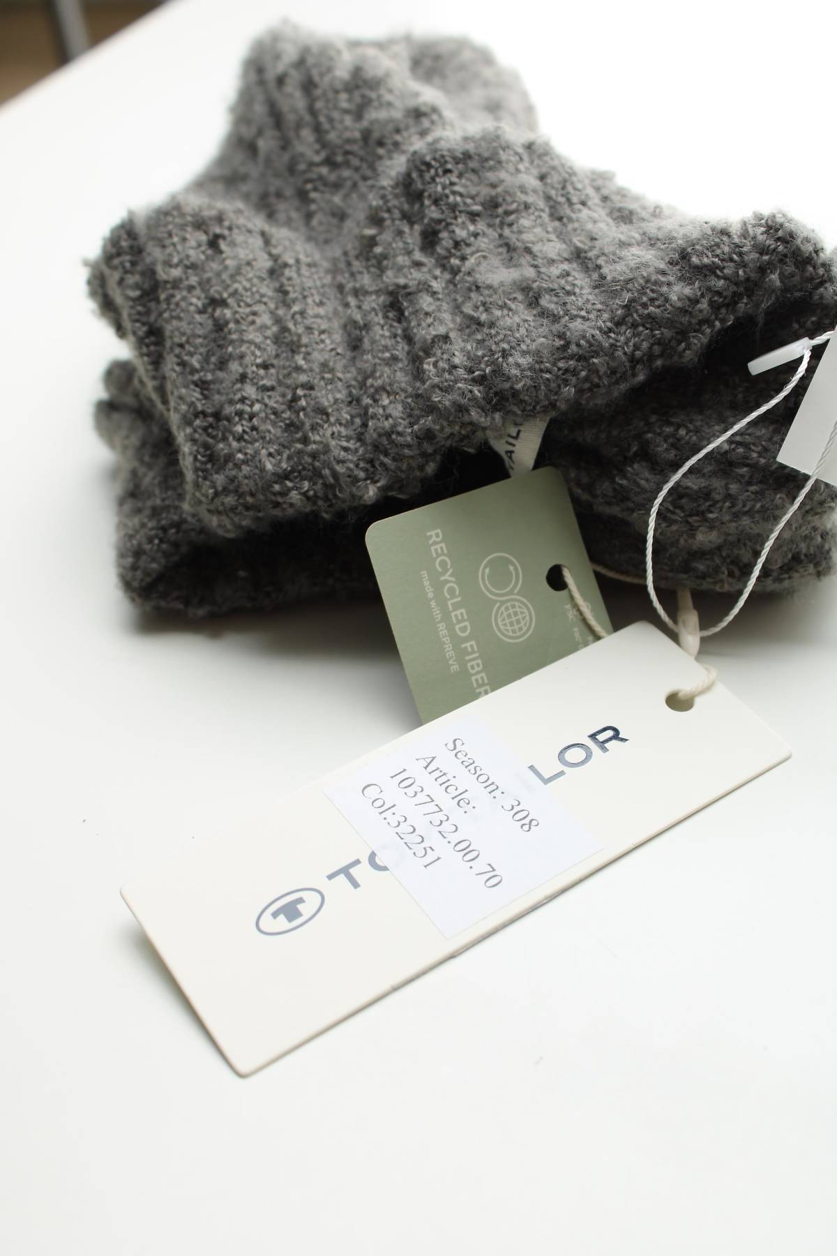 Шапка Tom Tailor3