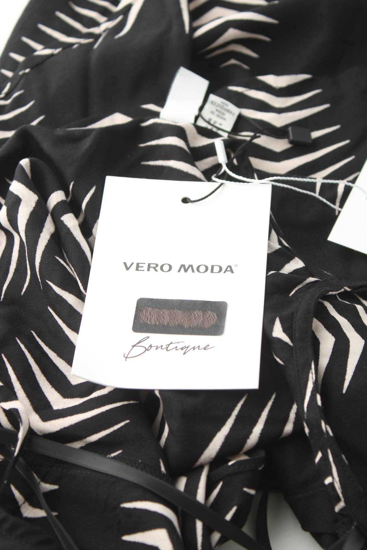 Дамски потник Vero Moda3 - Contour.bg Дамски потник Vero Moda3