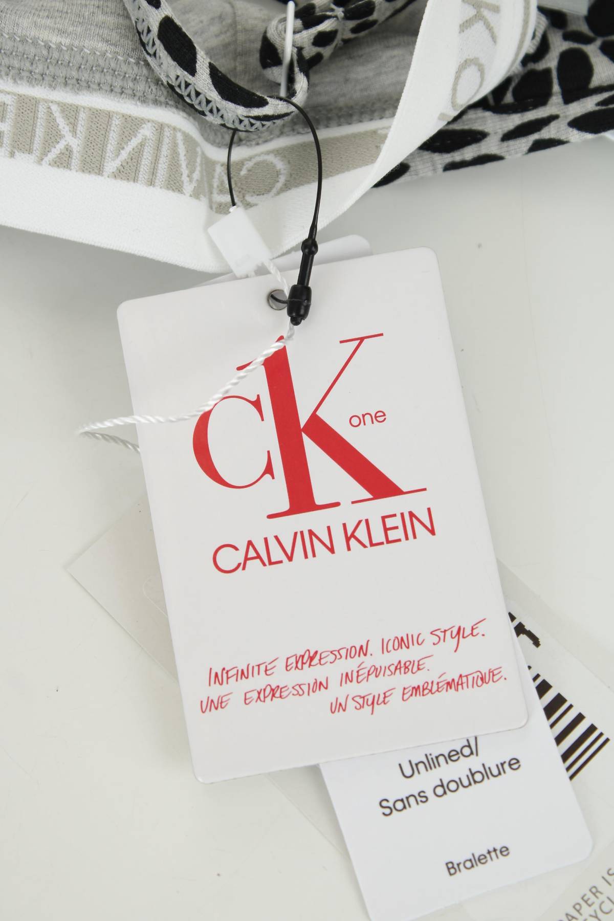 Сутиен Calvin Klein3