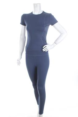 Γυναικείο αθλητικό σύνολο oNamaste1