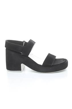 Сандали Bimba Y Lola1