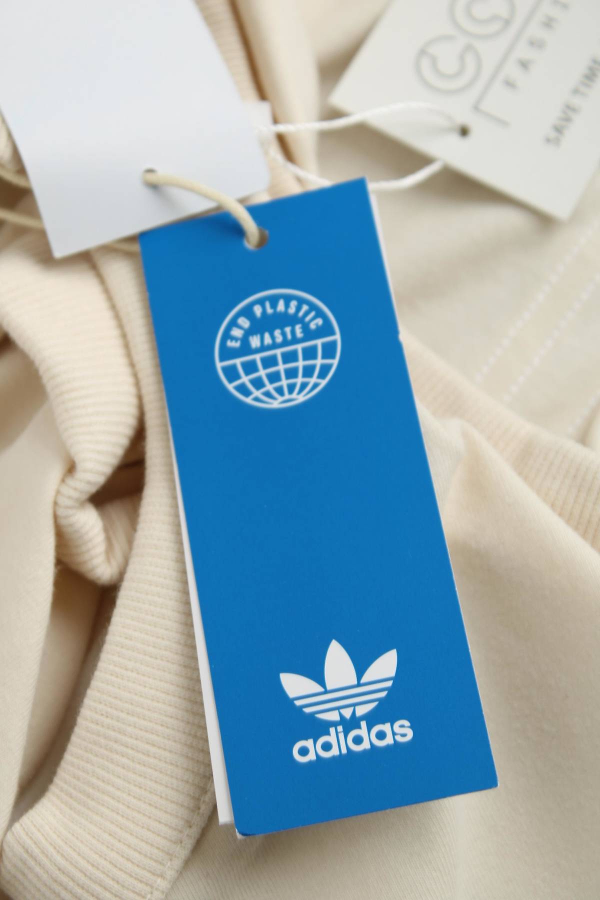 Дамски спортен потник Adidas Originals3