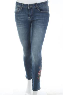 Γυναικεία τζιν Galvanni1