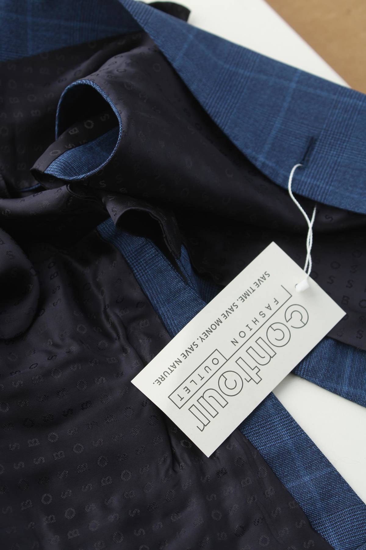 Ανδρικό γιλέκο HUGO Hugo Boss3 - Contourshop.gr Ανδρικό γιλέκο HUGO Hugo Boss3