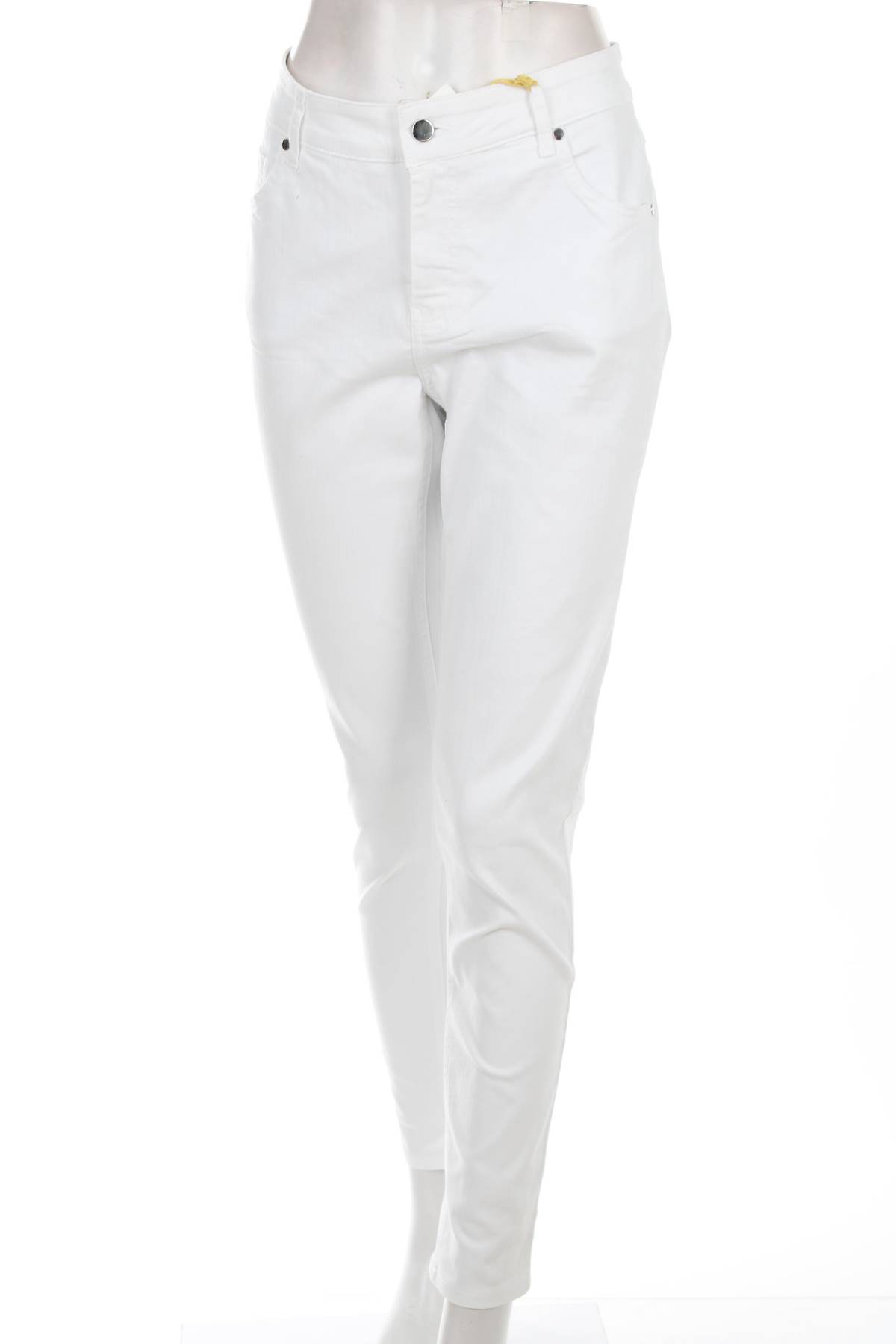 Γυναικεία τζιν Gina Laura1