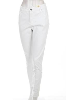 Γυναικεία τζιν Gina Laura1 - Contourshop.gr Γυναικεία τζιν Gina Laura1