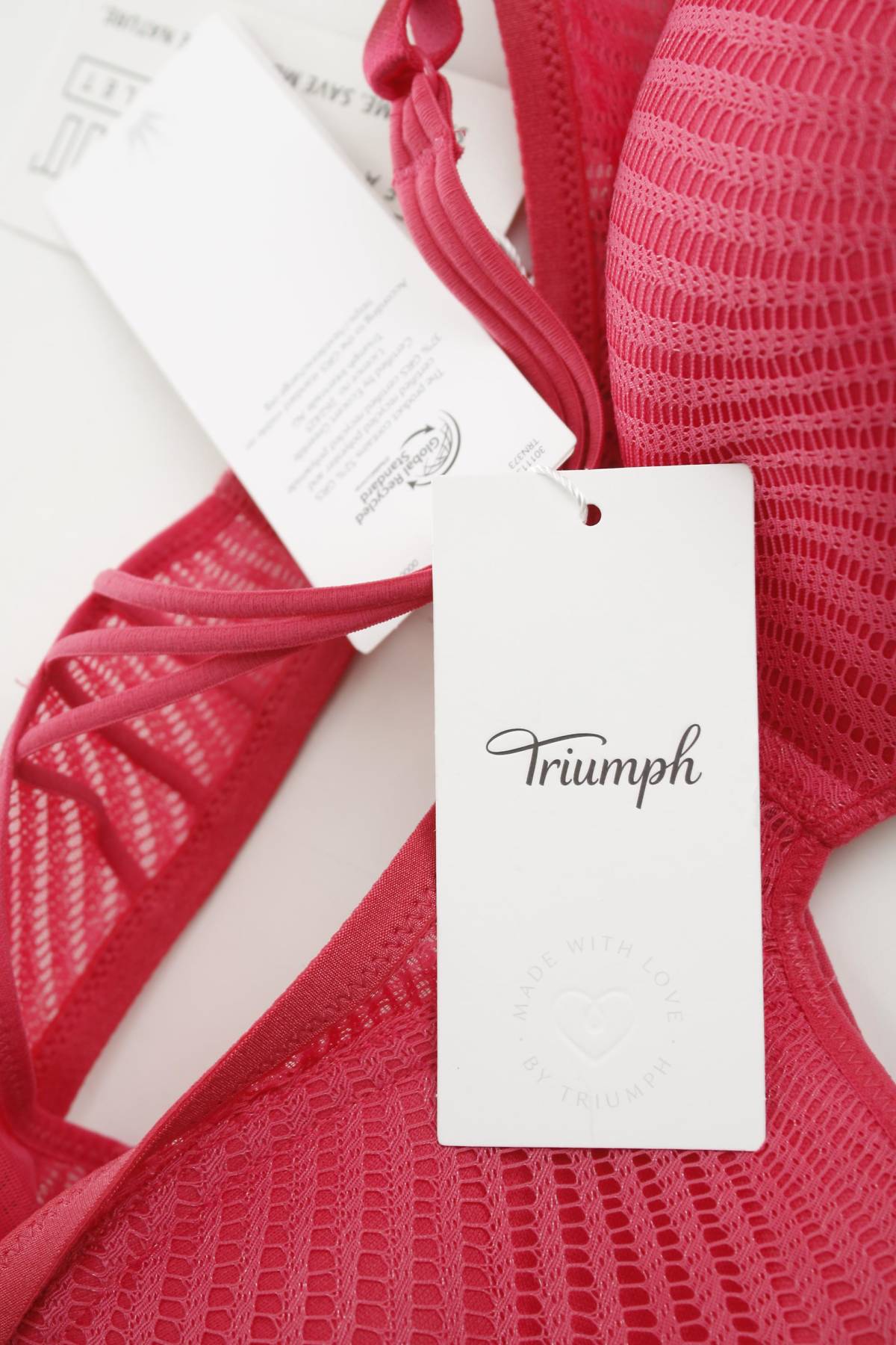 Сутиен Triumph3 - Contour.bg Сутиен Triumph3
