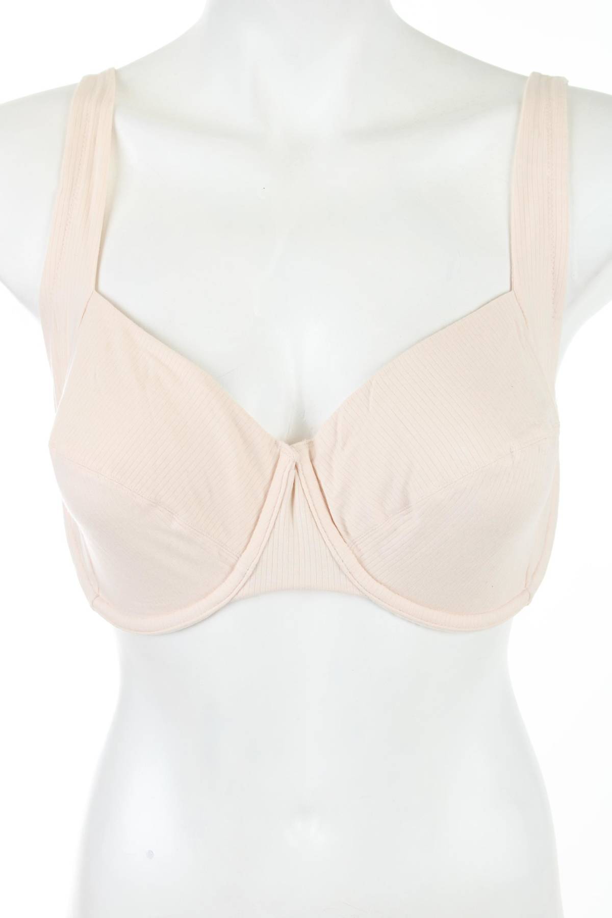 Сутиен Triumph1 - Contour.bg Сутиен Triumph1