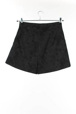 Дамски къс панталон Vero Moda2