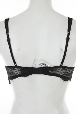 Сутиен Calvin Klein2