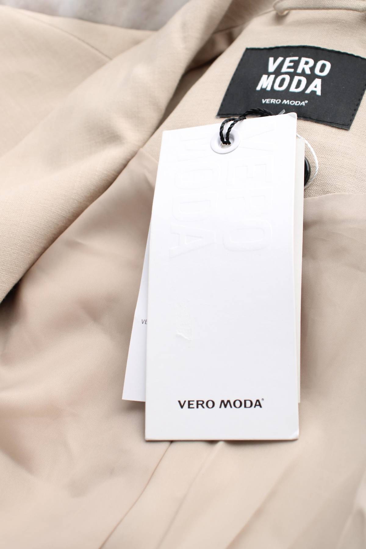 Дамско сако Vero Moda3