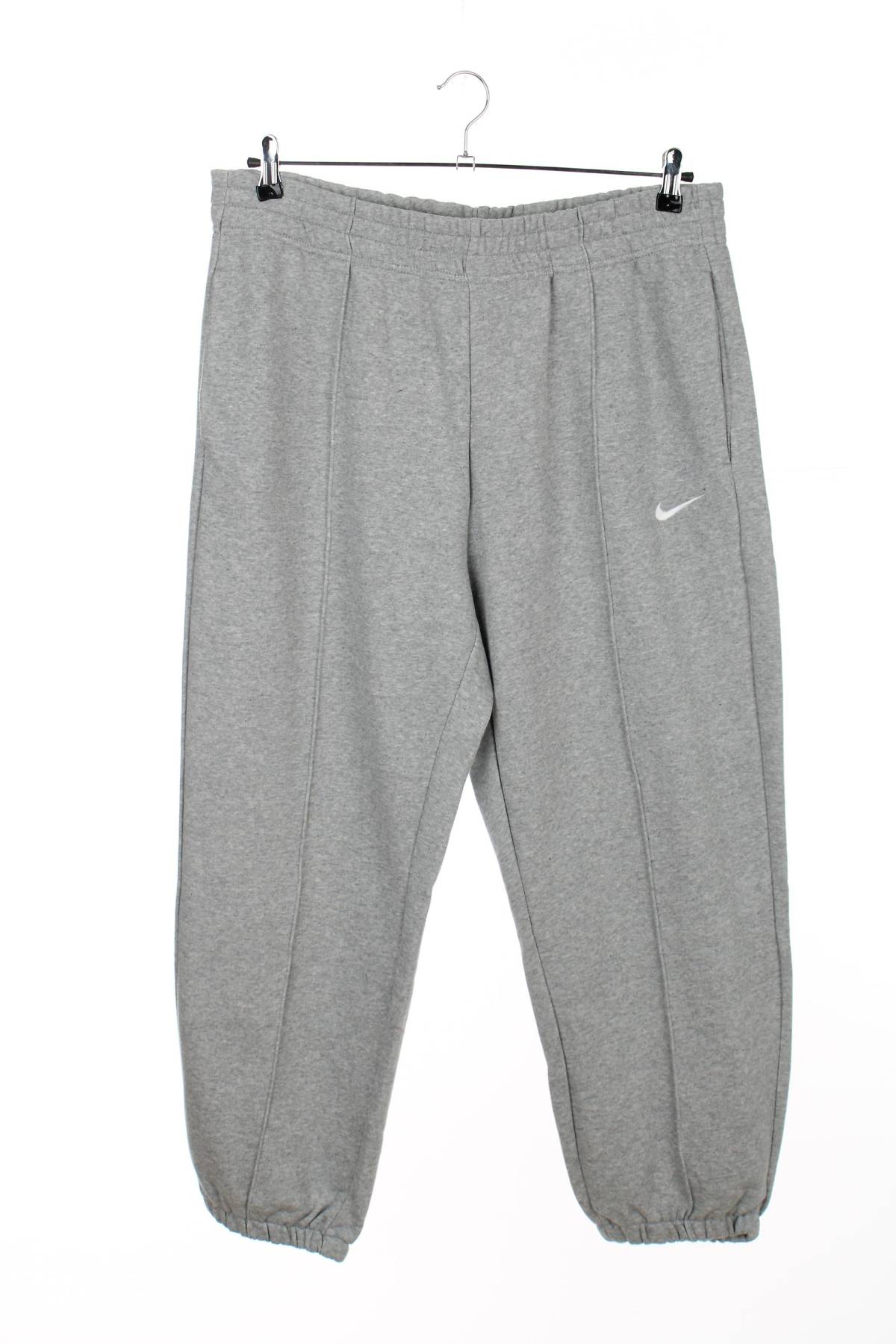 Дамско спортно долнище Nike3 - Contour.bg Дамско спортно долнище Nike3