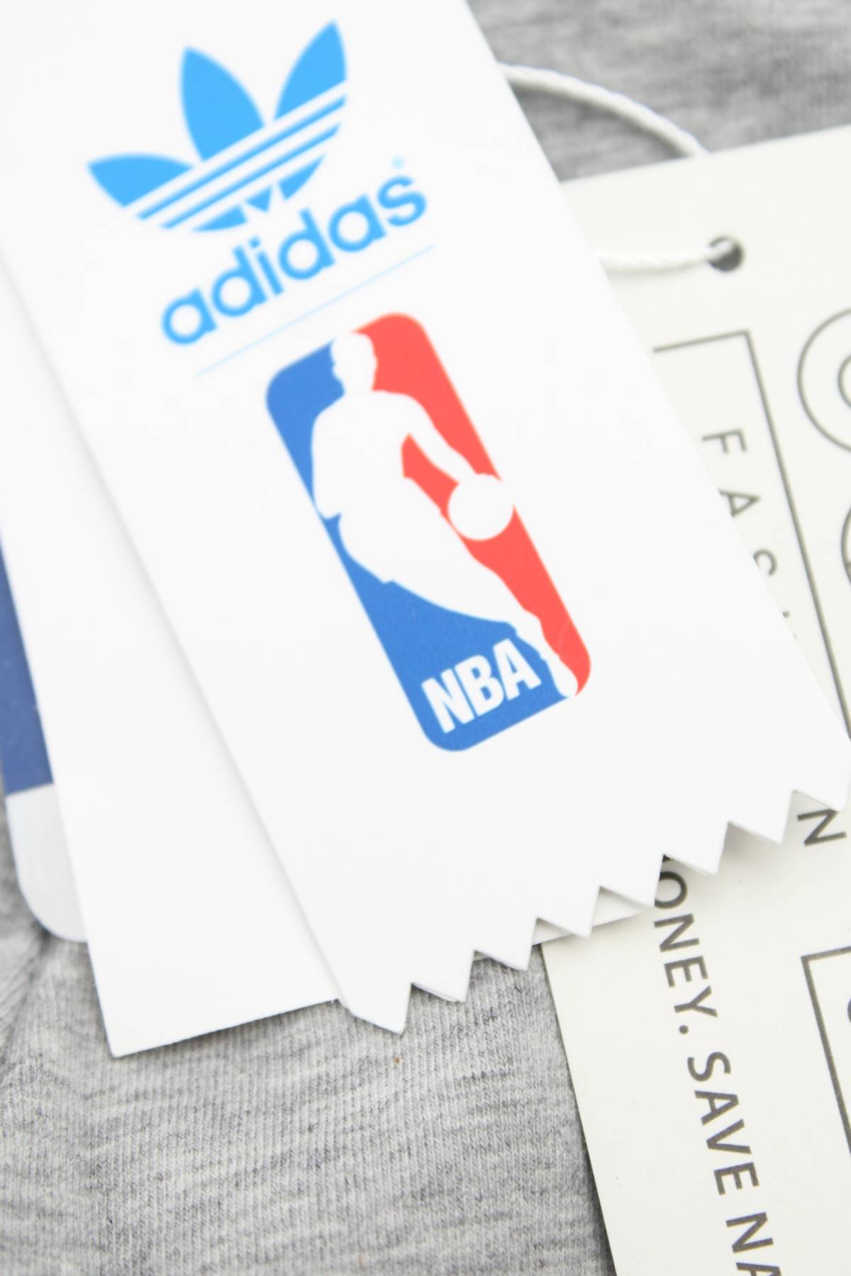 Дамски спортен клин Adidas x NBA4