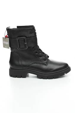 Γυναικεία μποτάκια Tamaris1