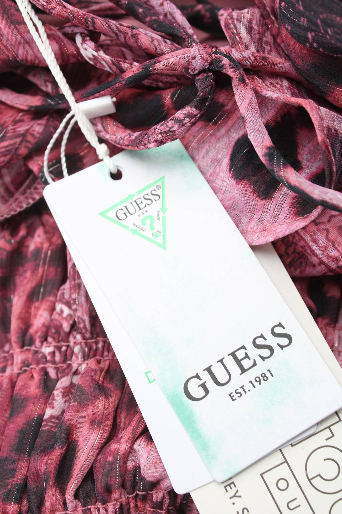 Рокля Guess3