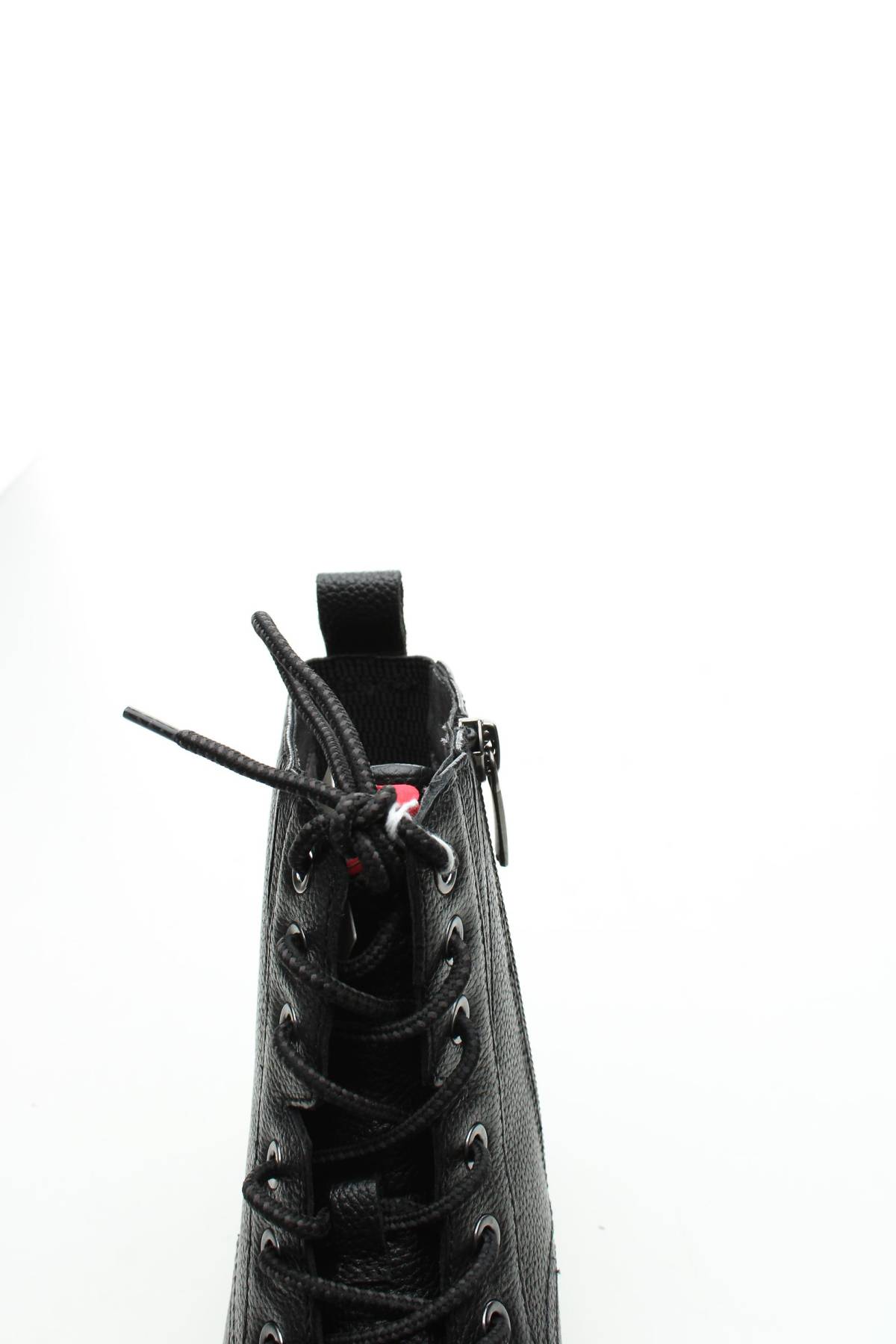 Γυναικεία μποτάκια Tamaris5