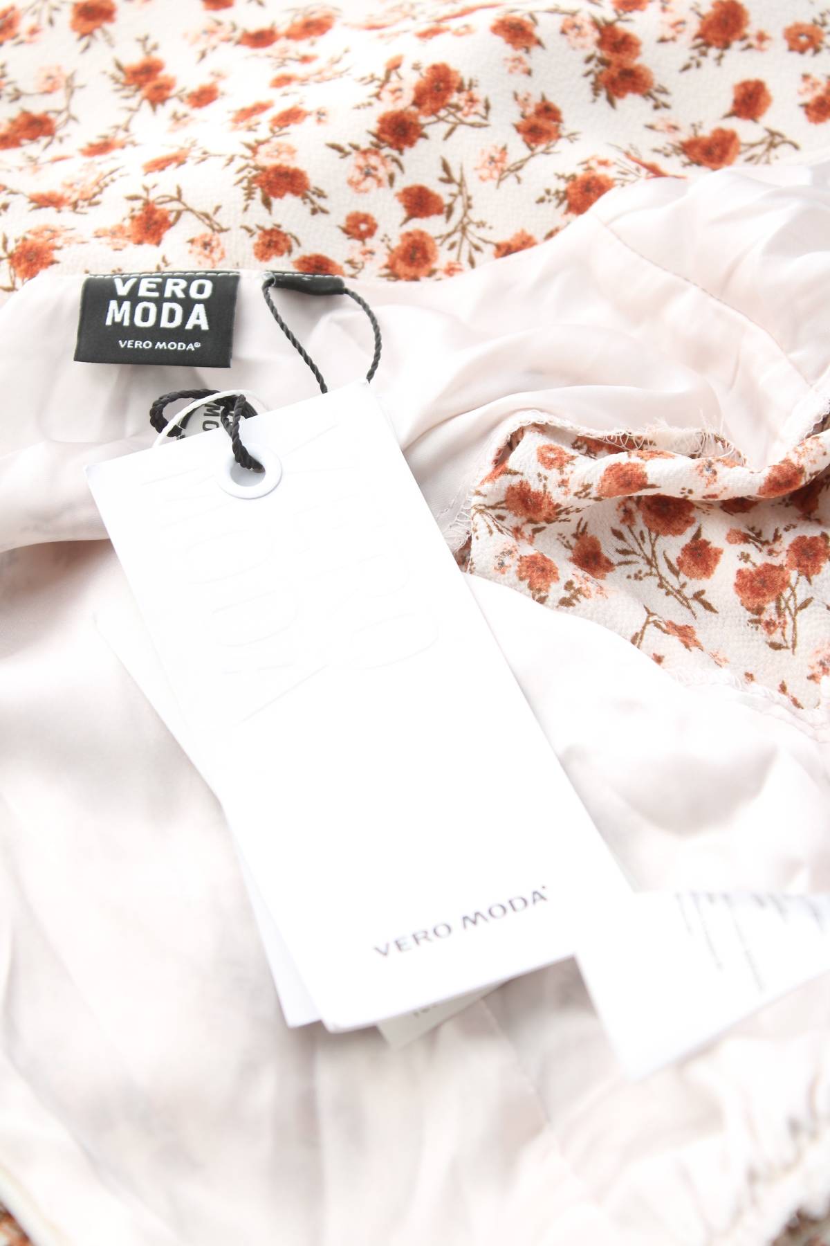 Γυναικεία σαλοπέτα Vero Moda3