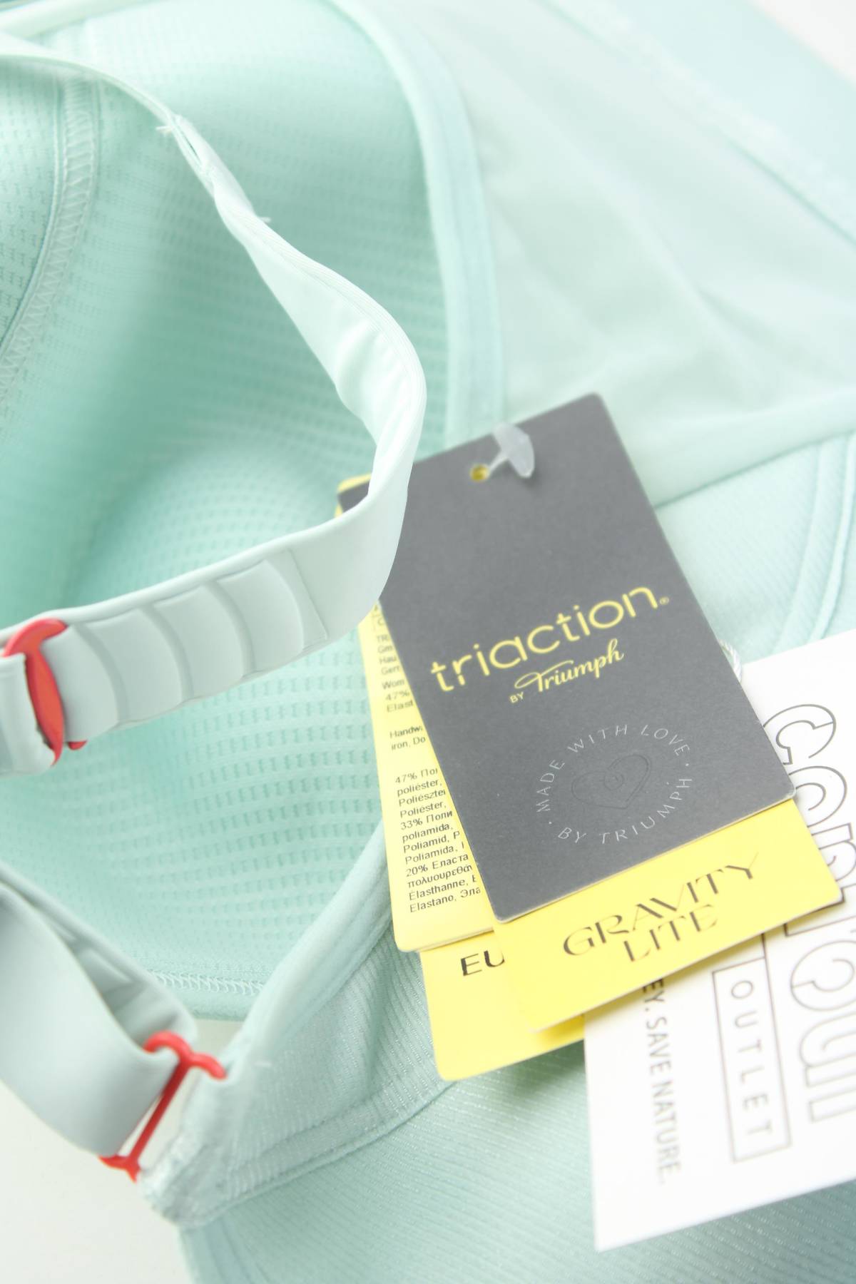 Спортен сутиен Triumph Triaction3