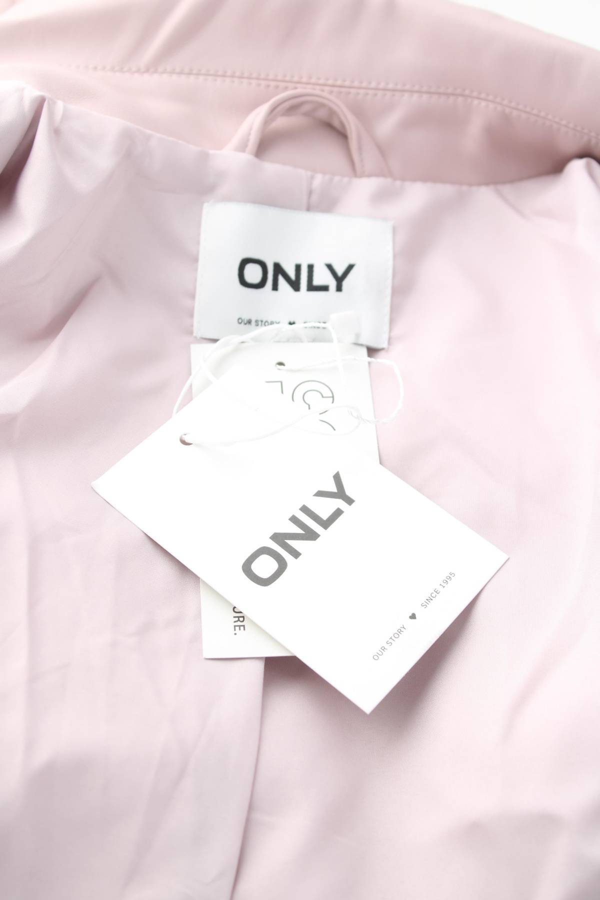 Γυναικείο δερμάτινο μπουφάν Only4