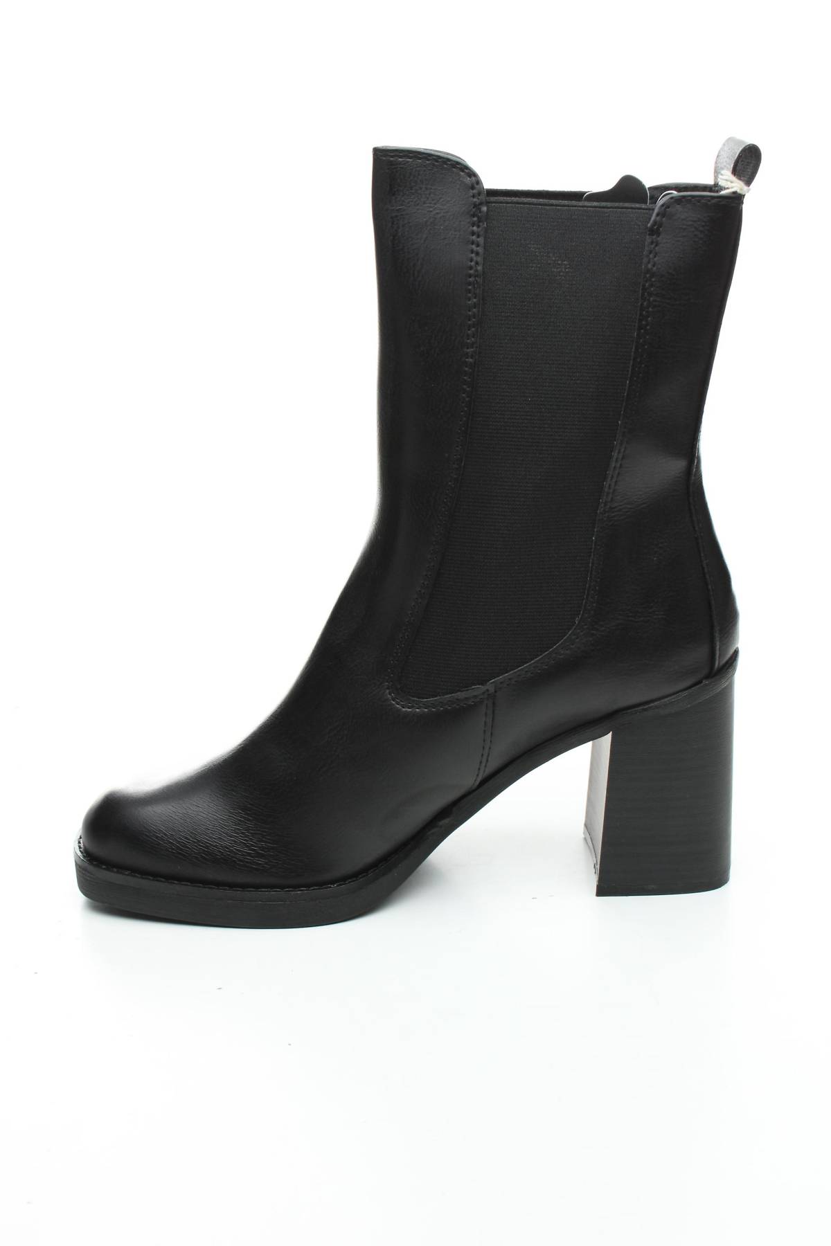 Γυναικεία μποτάκια Marco Tozzi2