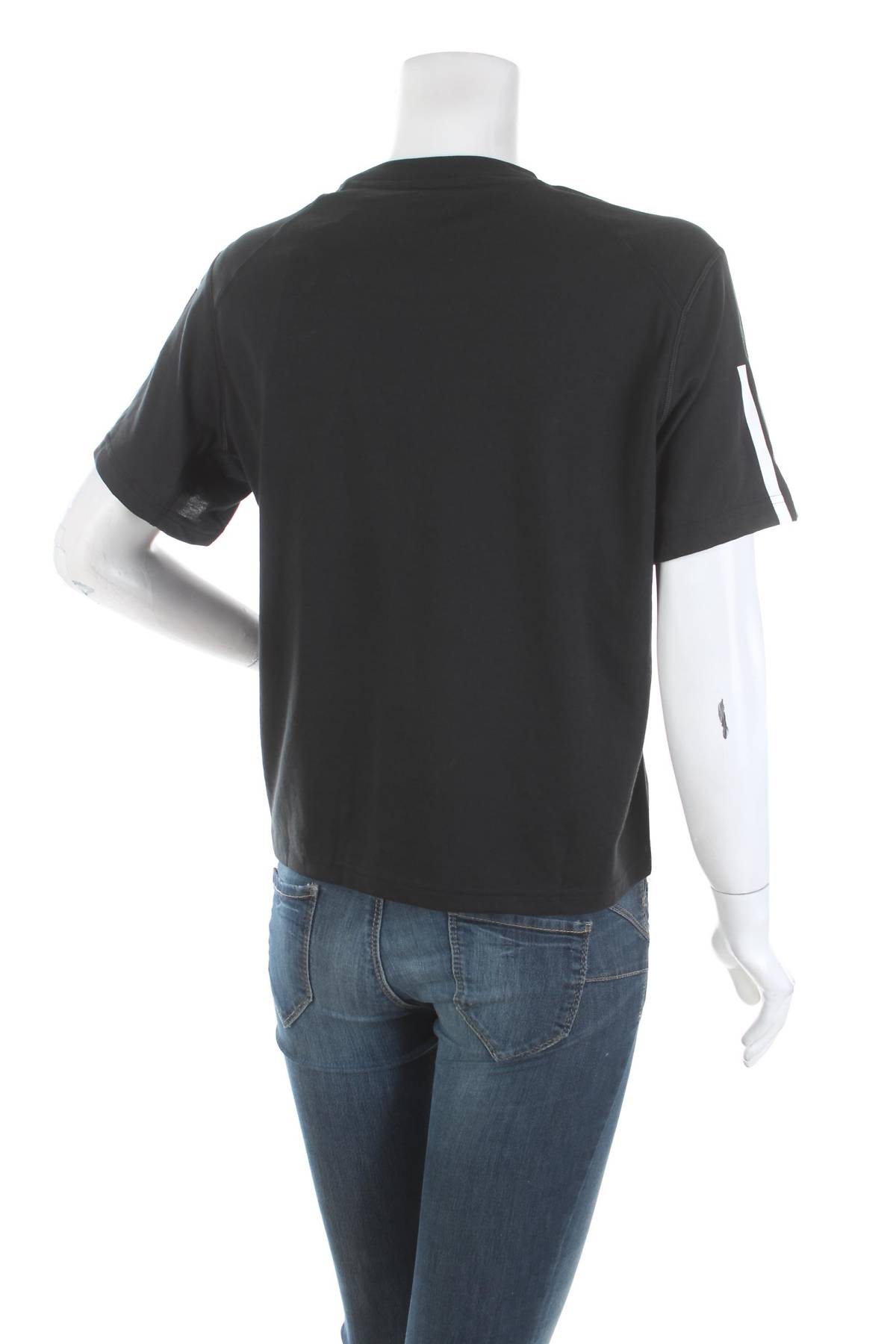 Дамска спортна тениска Adidas2 - Contour.bg Дамска спортна тениска Adidas2