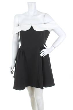 Φορέματα Boohoo1