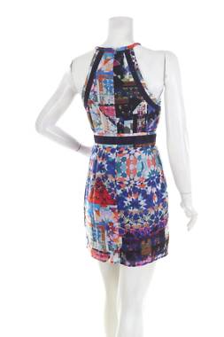 Φορέματα Guess By Marciano2 - Contourshop.gr Φορέματα Guess By Marciano2