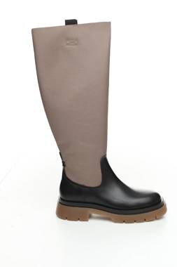 Дамски ботуши Gant1