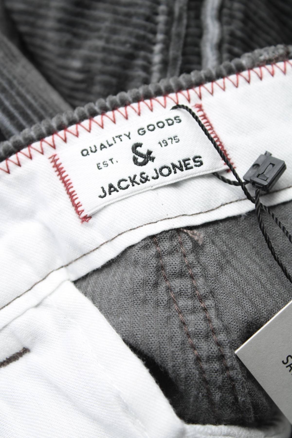 Мъжки джинси Jack & Jones3