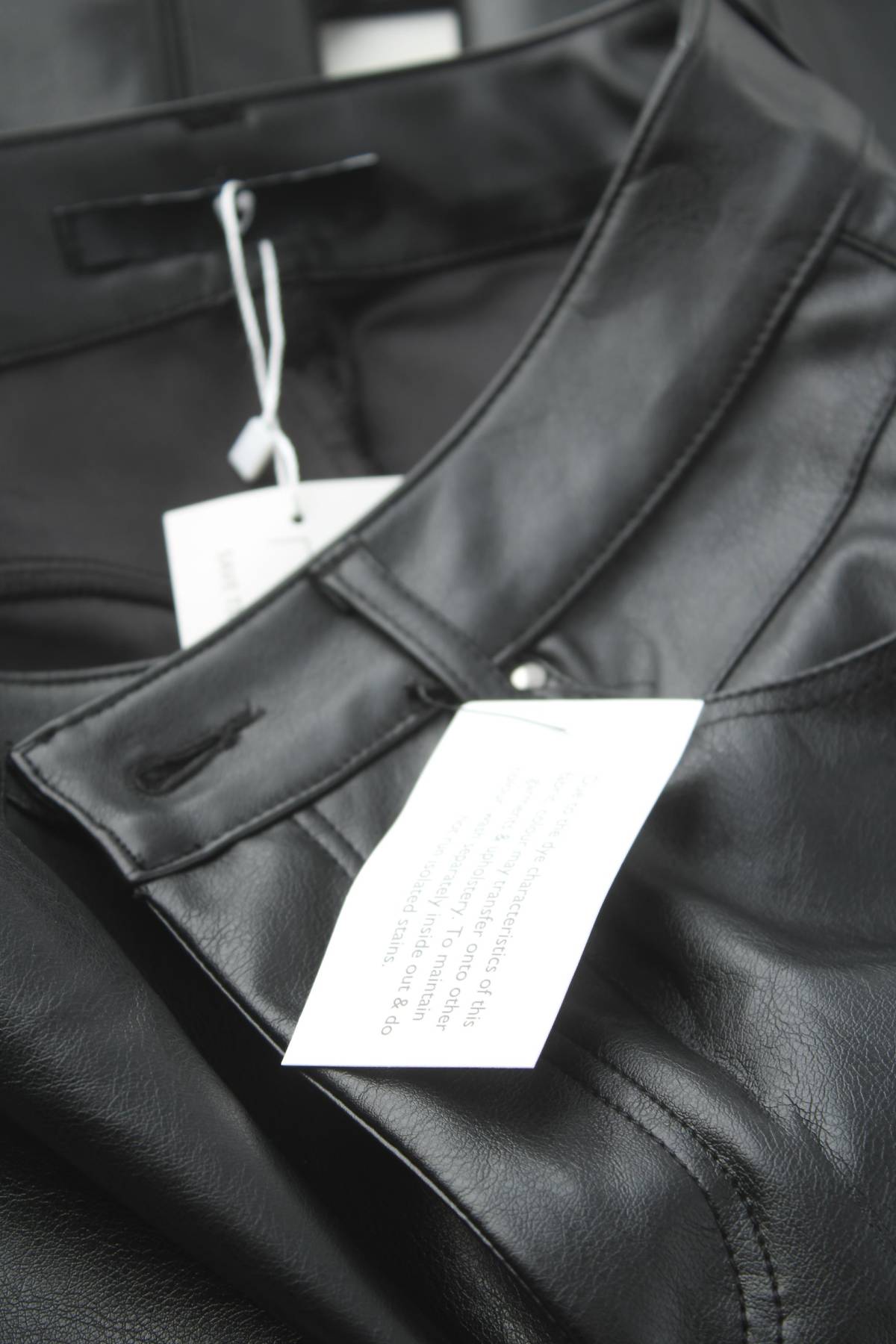 Дамски кожен панталон V by Very3