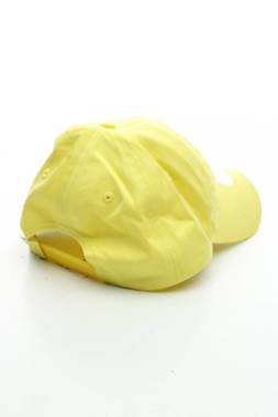 Шапка Calvin Klein Jeans2