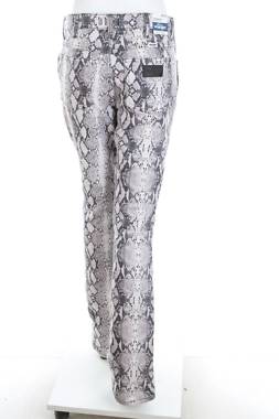 Дамски панталон Wrangler2