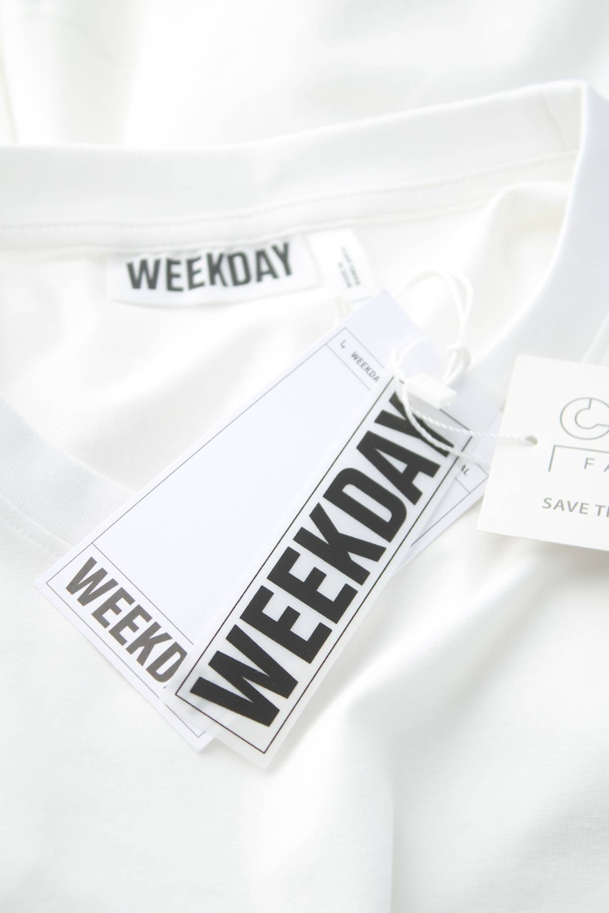 Γυναικείο t-shirt Weekday3