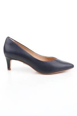 Дамски обувки Clarks1