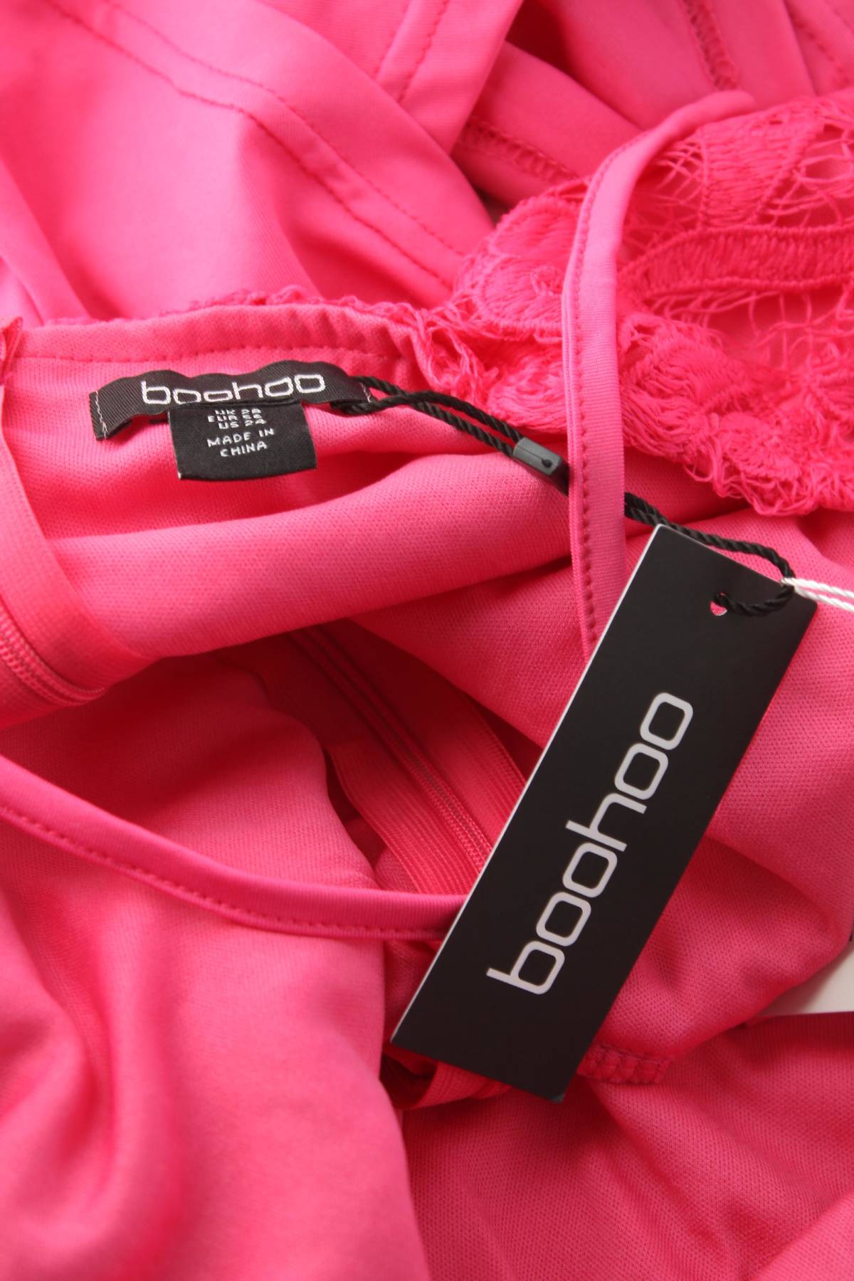Αμάνικο-κορμάκι Boohoo3 - Contourshop.gr Αμάνικο-κορμάκι Boohoo3