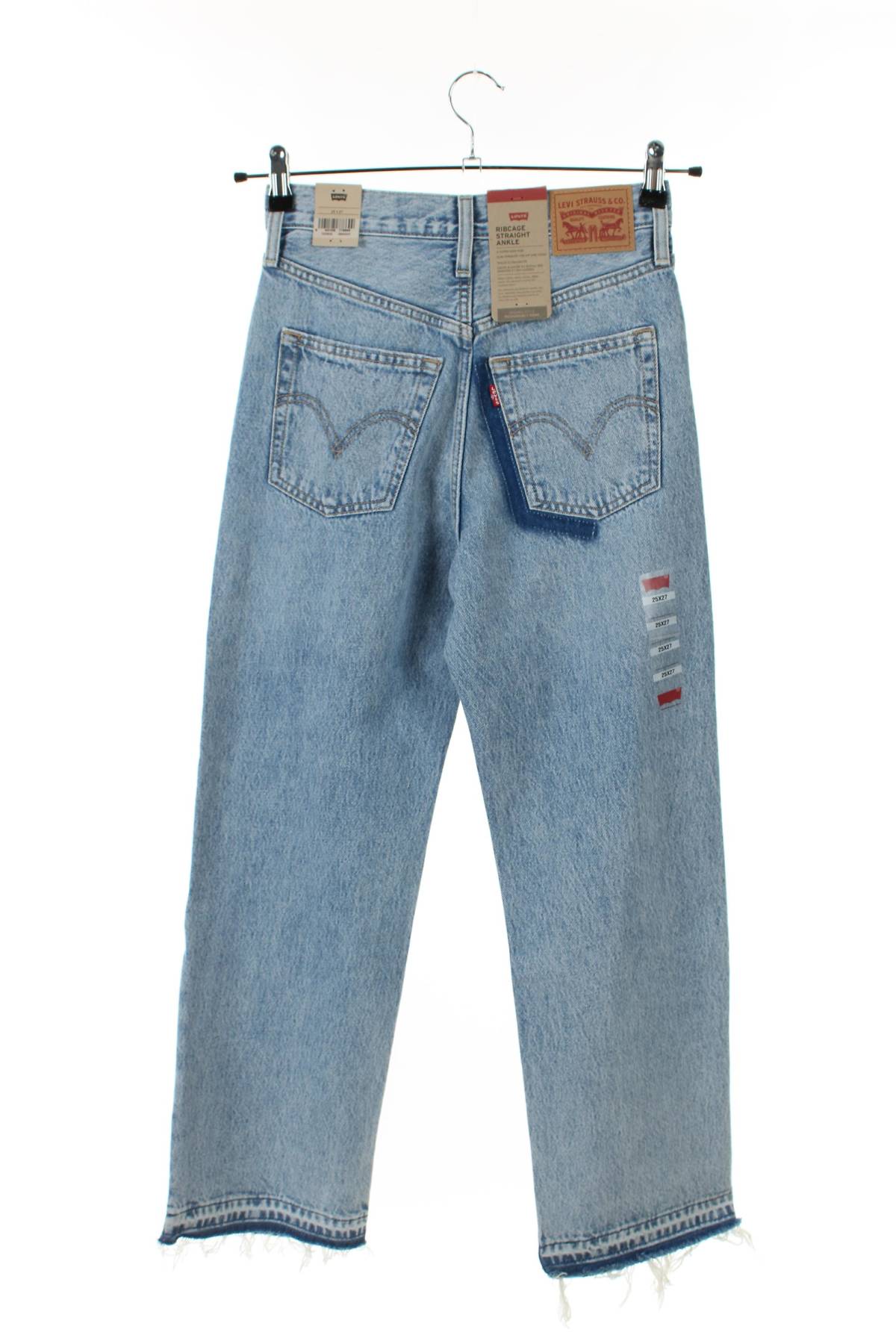 Дамски дънки Levi's2