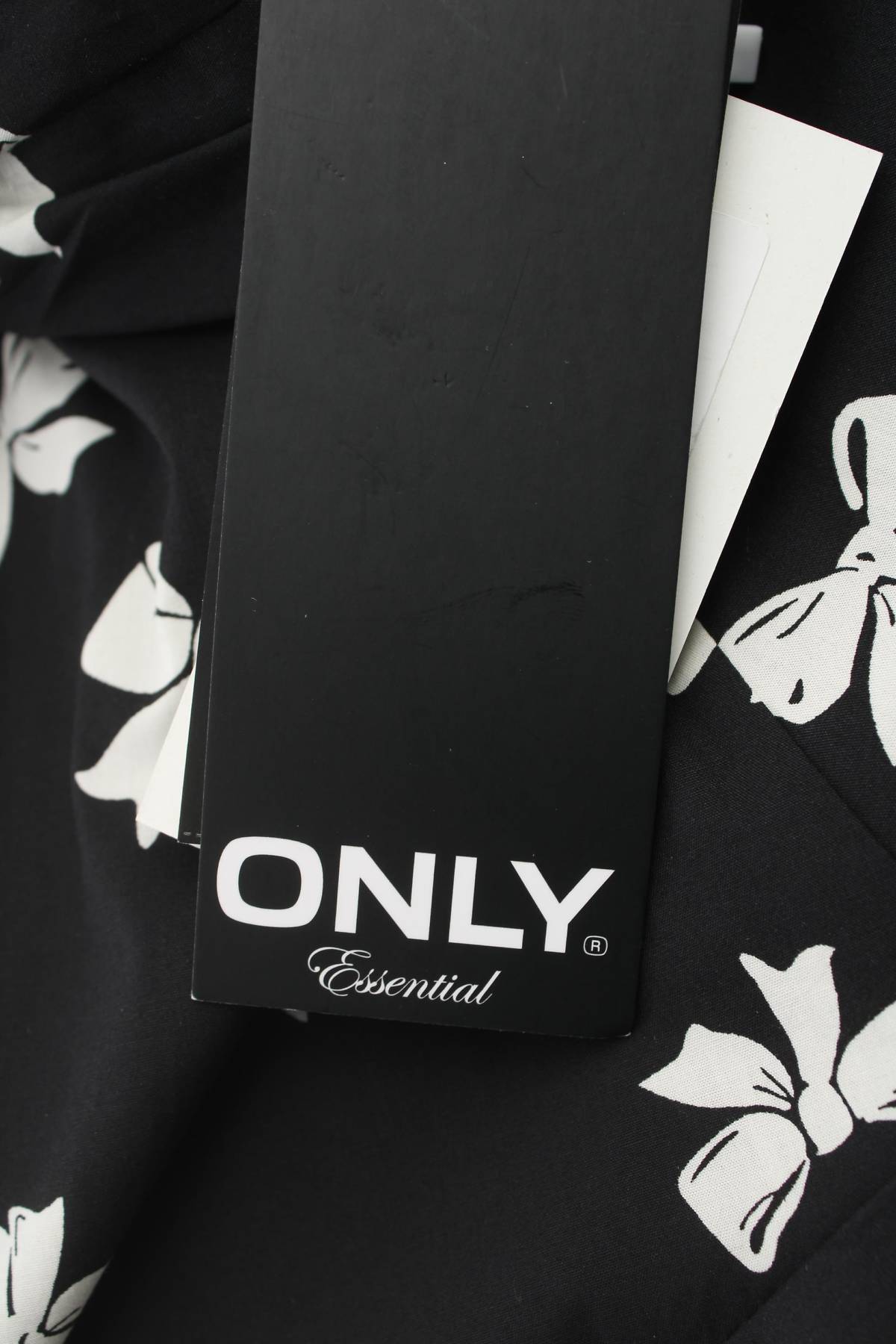 Φορέματα Only Essential3