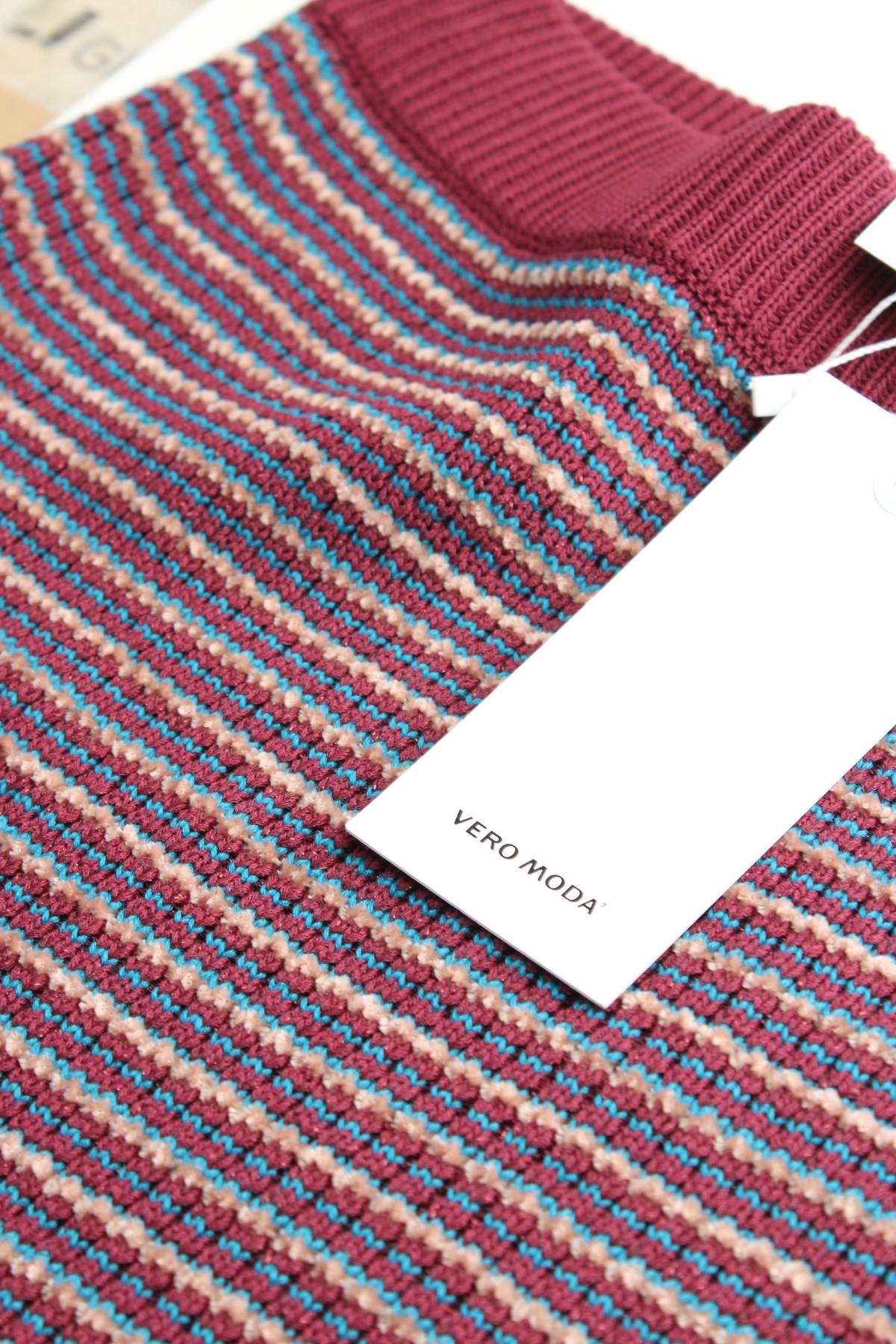 Φούστα Vero Moda3