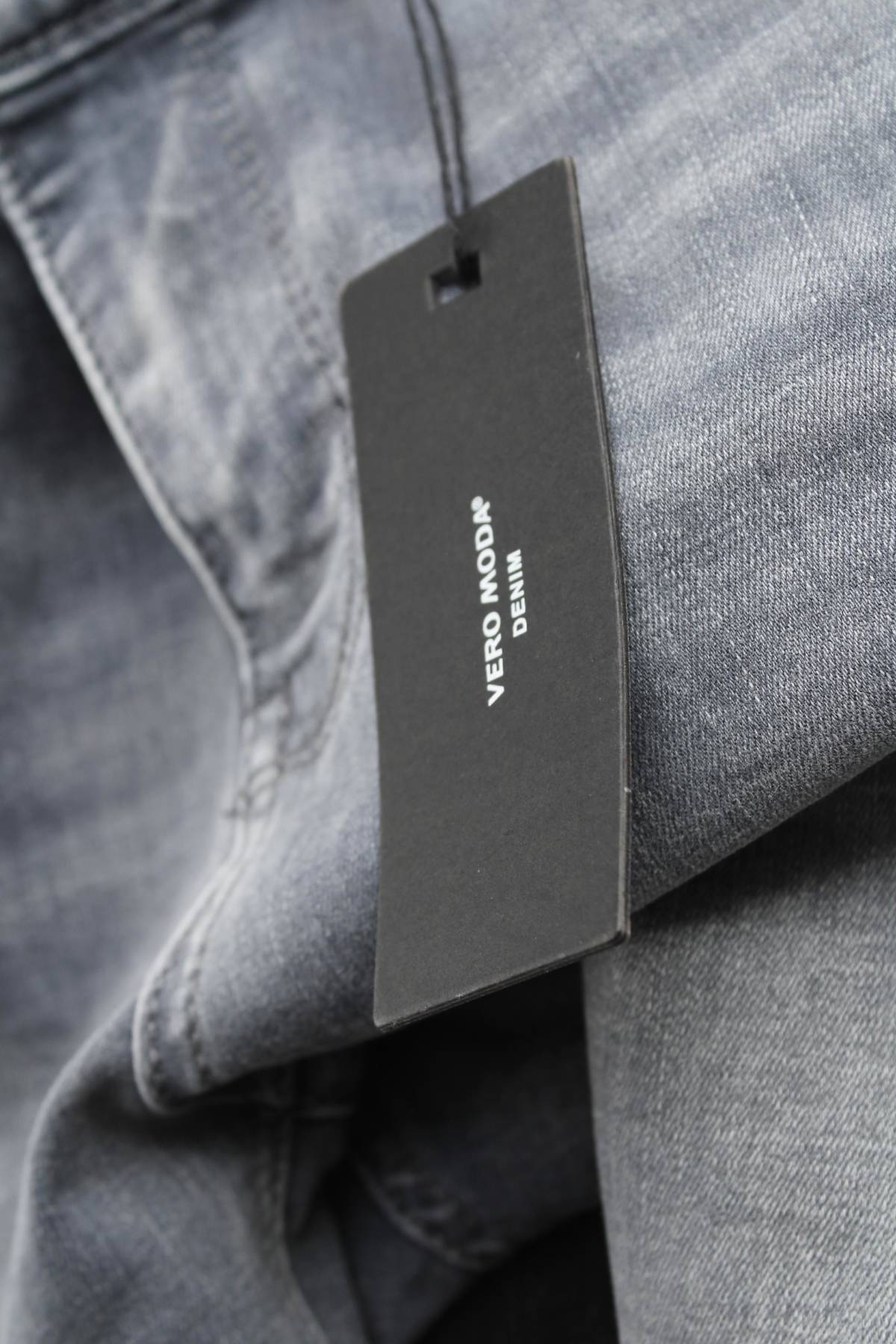 Γυναικεία τζιν Vero Moda3 - Contourshop.gr Γυναικεία τζιν Vero Moda3