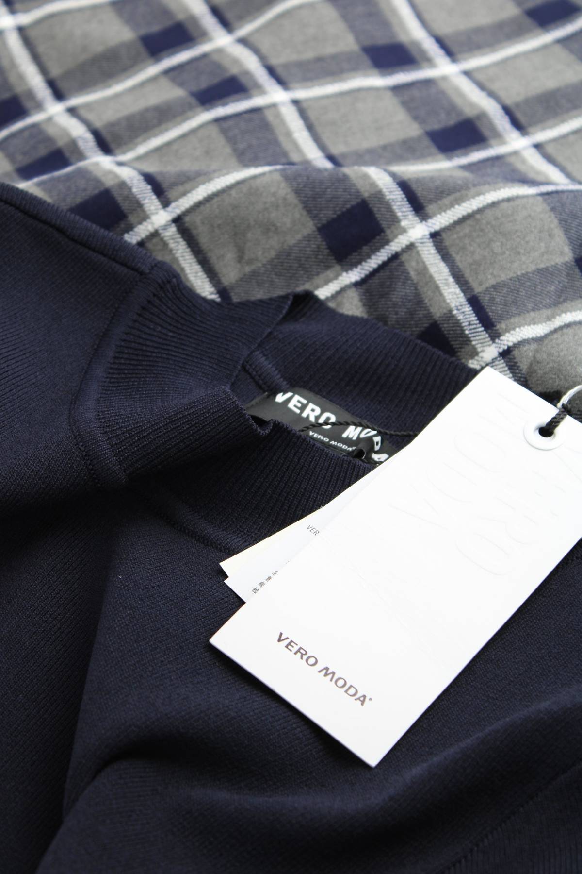 Рокля Vero Moda3