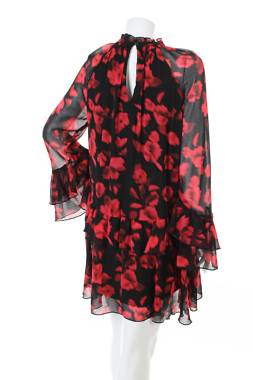 Рокля New Look2