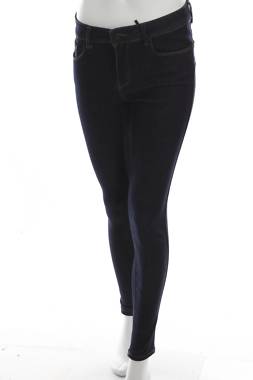 Γυναικεία τζιν Vero Moda1 - Contourshop.gr Γυναικεία τζιν Vero Moda1