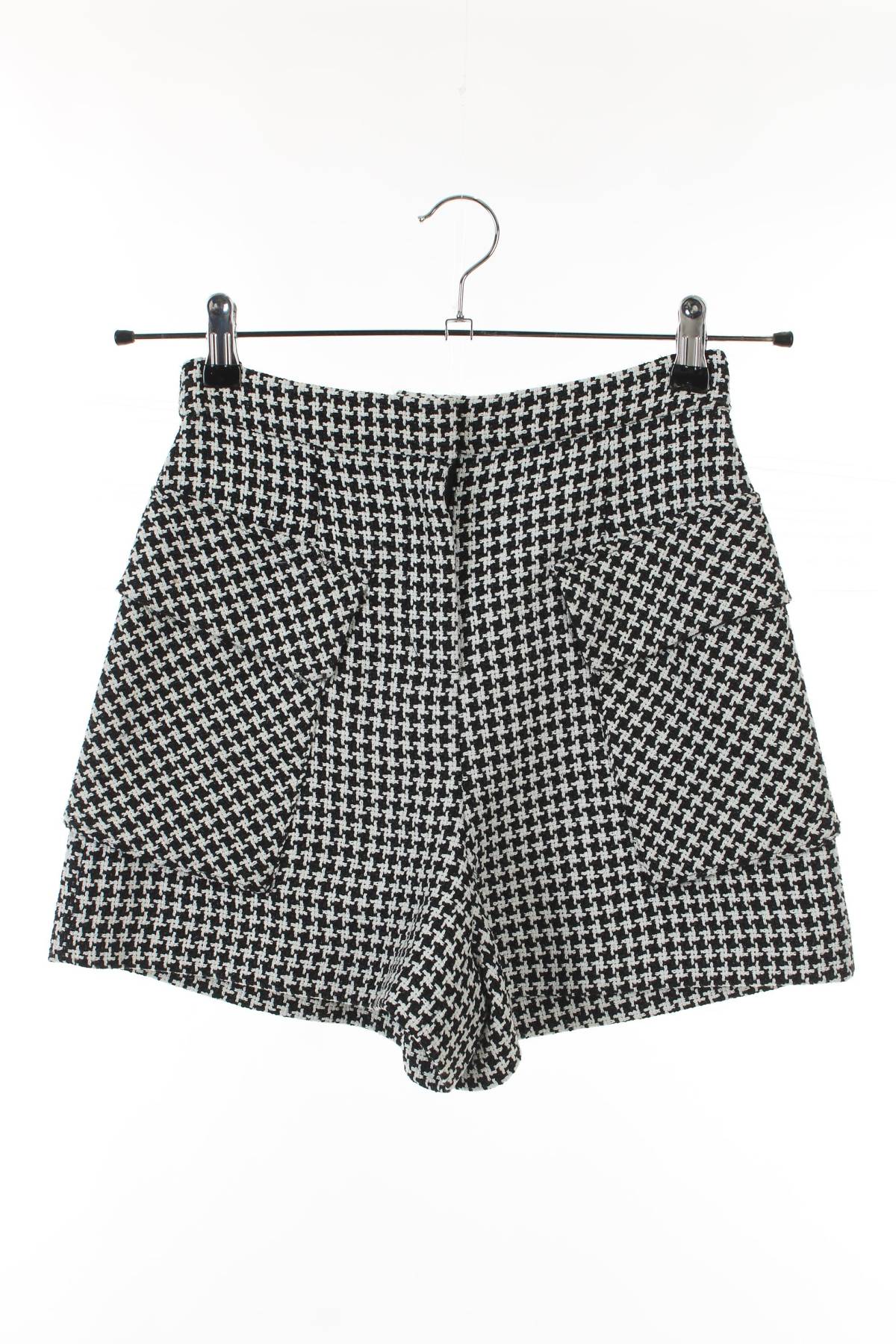 Дамски къс панталон Vero Moda1