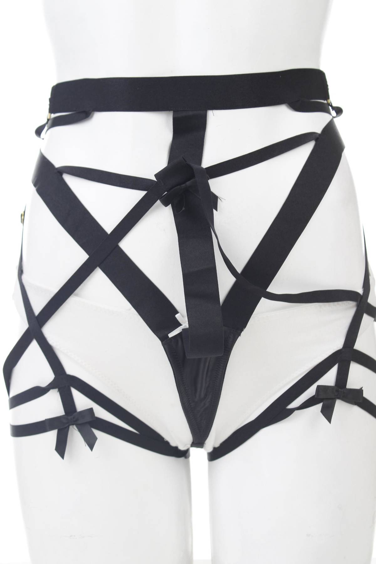Eротично бельо Hunkemoller1