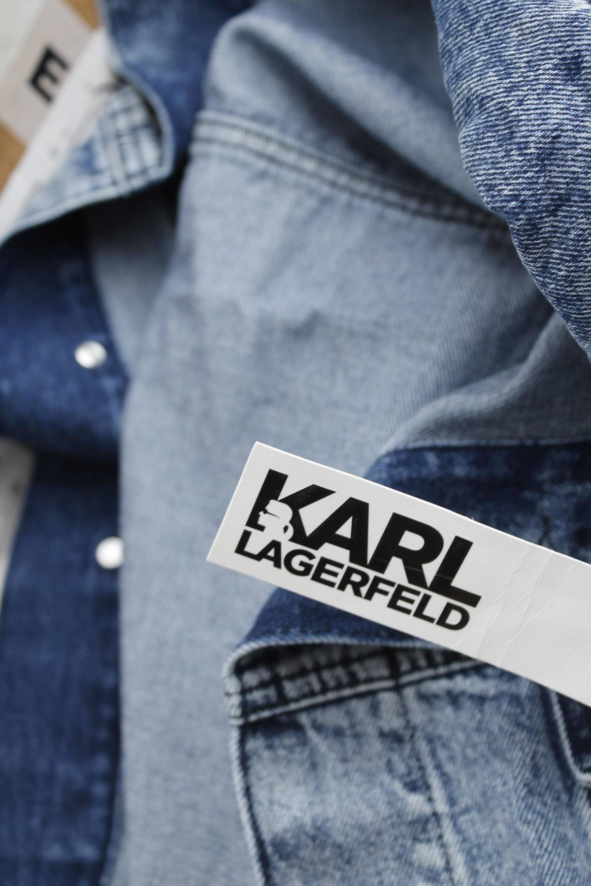 Τζιν μπουφάν Karl Lagerfeld4 - Contourshop.gr Τζιν μπουφάν Karl Lagerfeld4