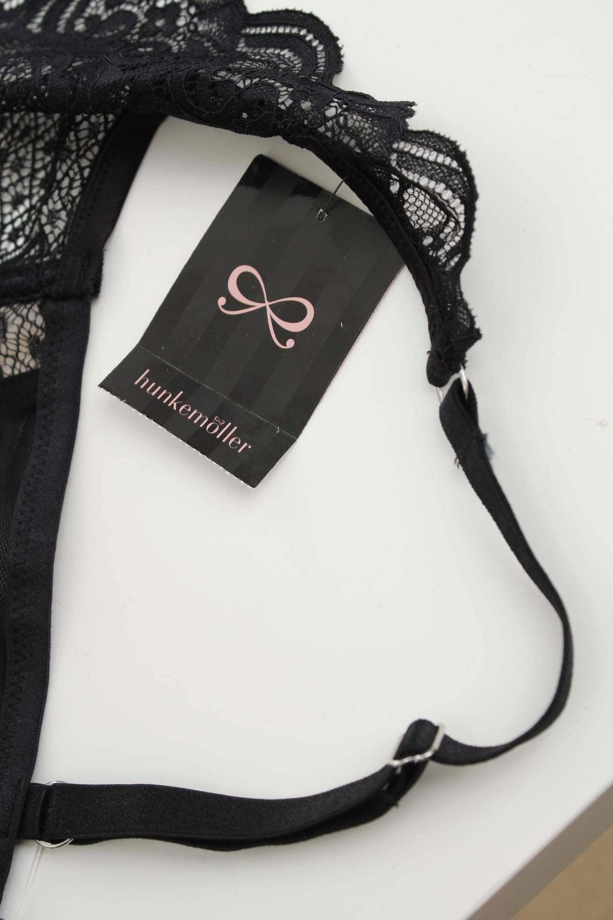 Сутиен Hunkemoller3 - Contour.bg Сутиен Hunkemoller3