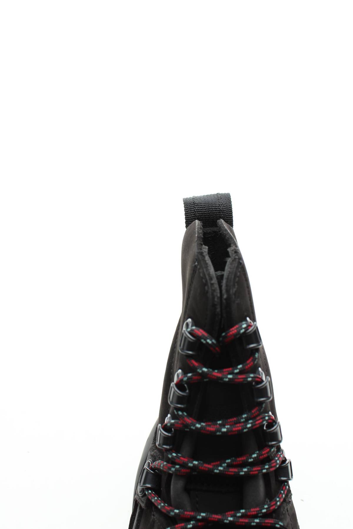 Дамски боти Haglofs5