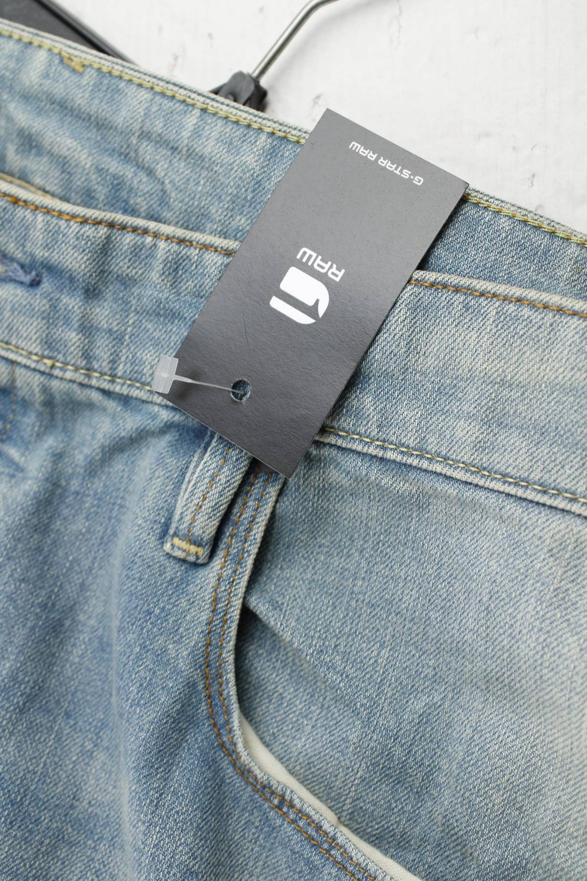 Мъжки къси дънки G-Star Raw3 - Contour.bg Мъжки къси дънки G-Star Raw3